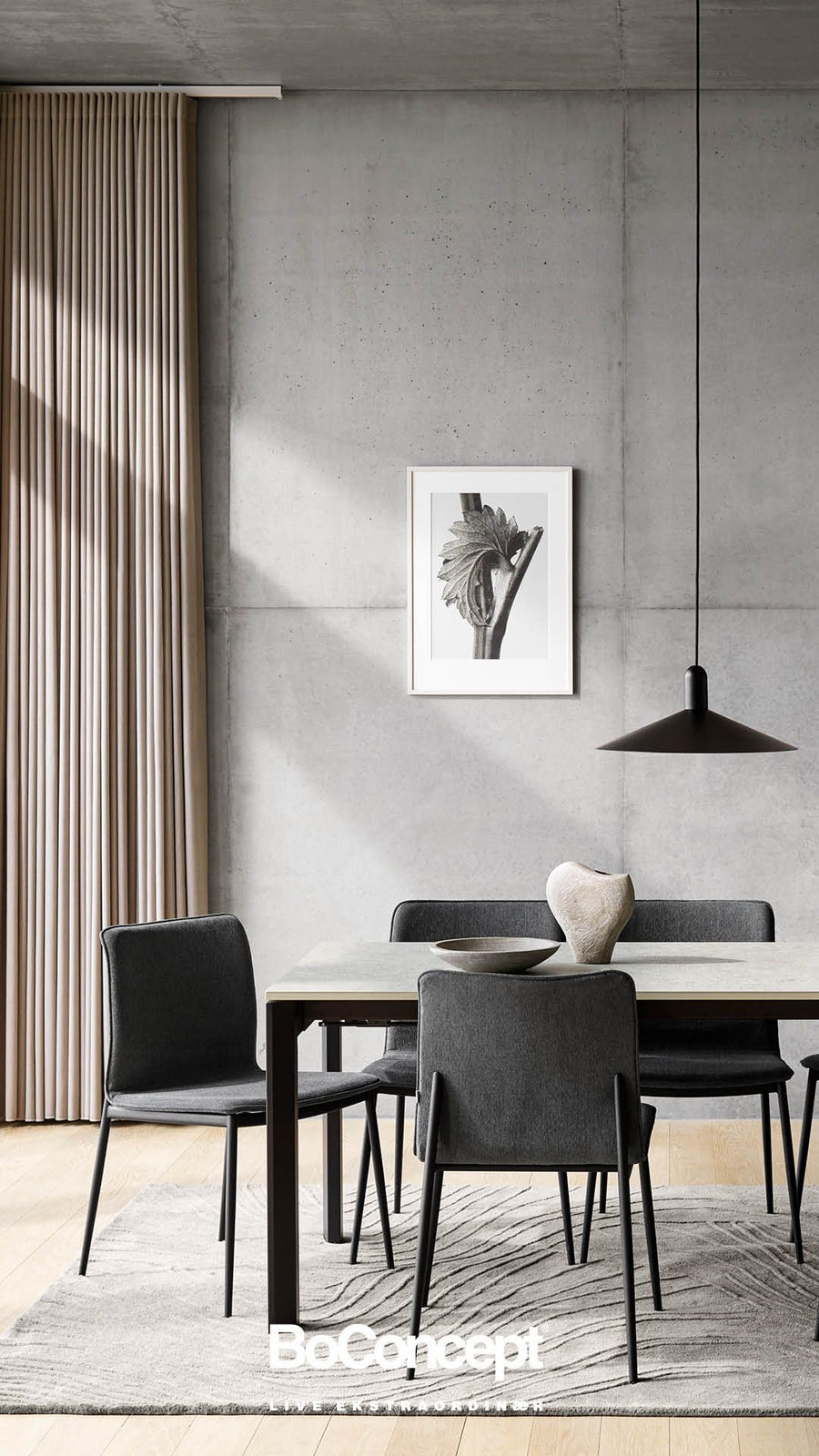 LYON STONE TABLE