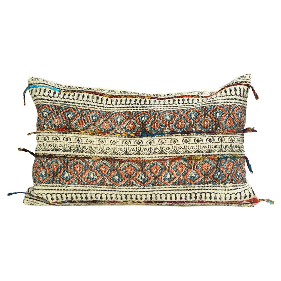 PILLOW WITH FILLER